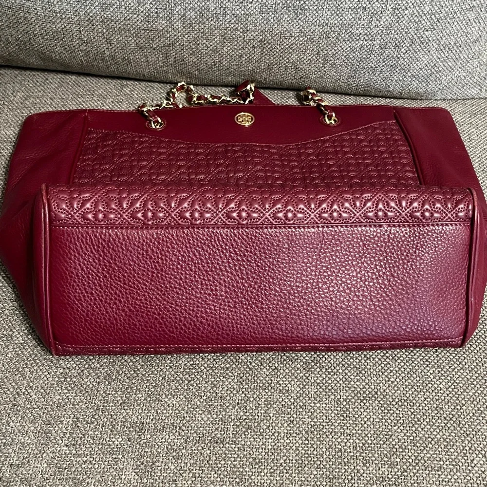 Tory Burch Soft Leather Shoulder Bag